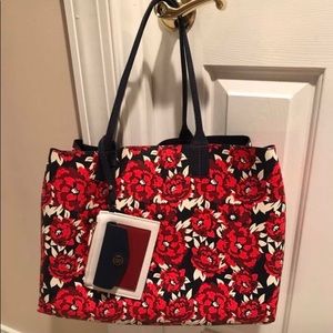 Tommy Hilfiger reversable tote & card holder